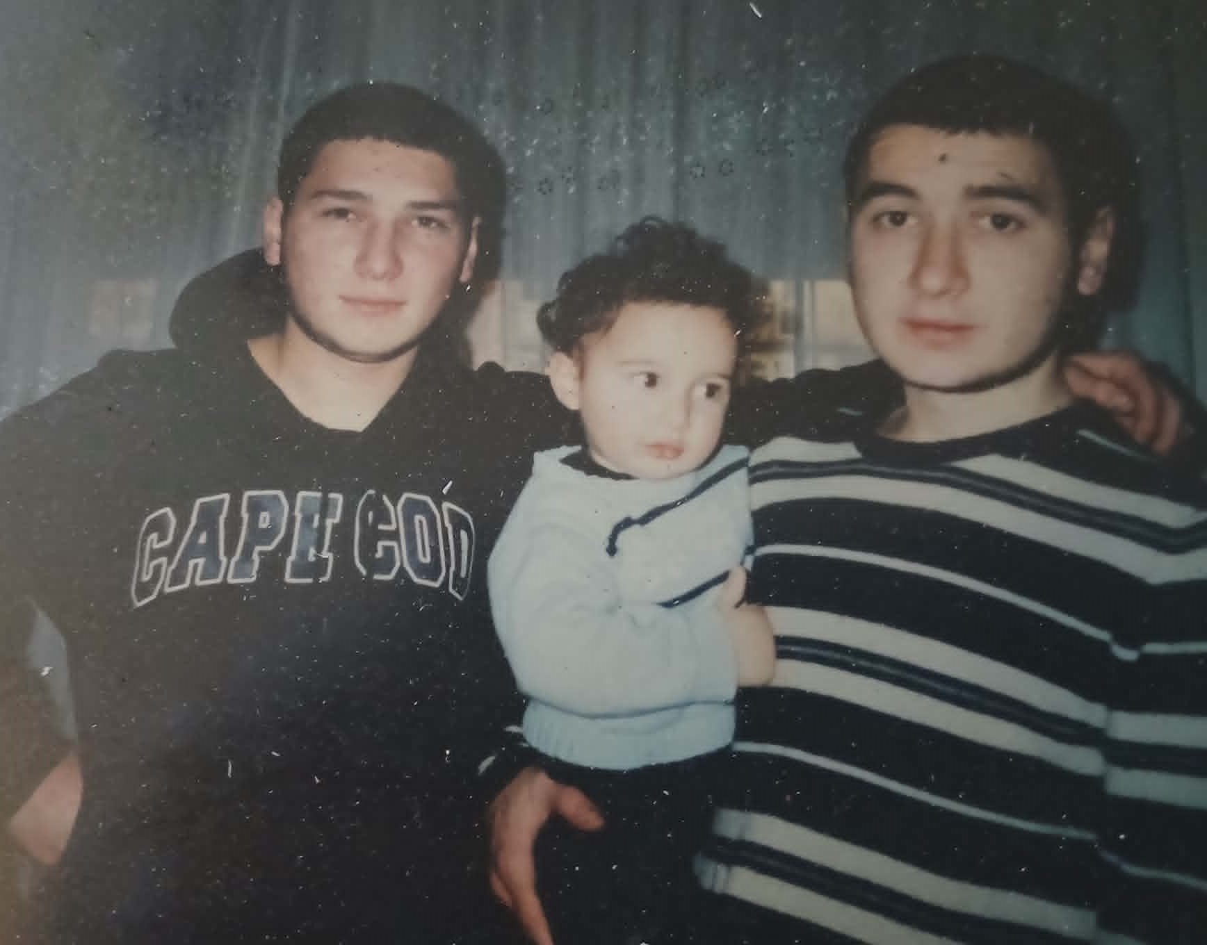 შვილიშვილები და შვილთაშვილი